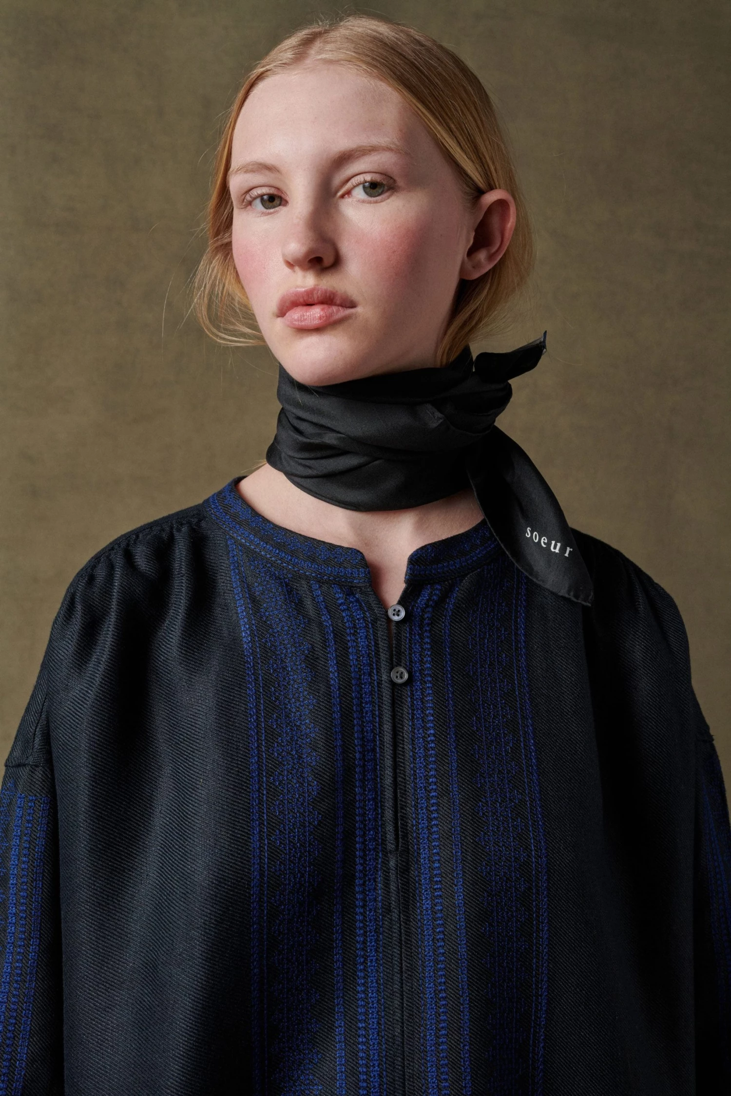 Sœur FOULARD SQUARE 4 Sœur FOULARD SQUARE – Image 2