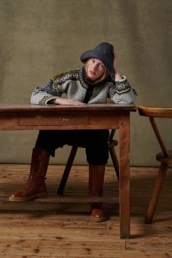 soeur Soldes -soeur Soldes 010 RAW SOMBRERO SANTIAGO OR RAPHAEL SAUVAGE CAFE SPENCER 0089