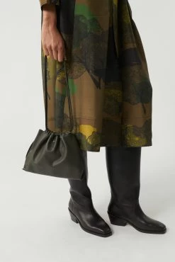 Sœur SAC SUZON 14 Sœur SAC SUZON -soeur Soldes BERGHAM SAVANE SQUARE SUZON 0793 40ed4e59 0718 491c a5bd 4593c8571e37