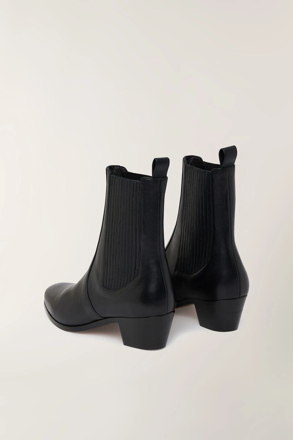 Sœur BOOTS GAZETTE 7 Sœur BOOTS GAZETTE – Image 5