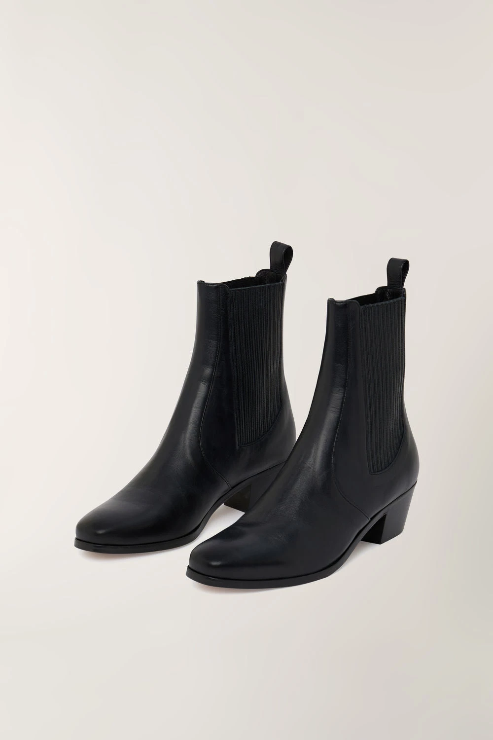 Sœur BOOTS GAZETTE 5 Sœur BOOTS GAZETTE – Image 3