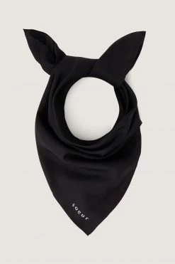 Sœur FOULARD SQUARE 8 Sœur FOULARD SQUARE -soeur Soldes ECH0905SQUARE21WNOI01 2