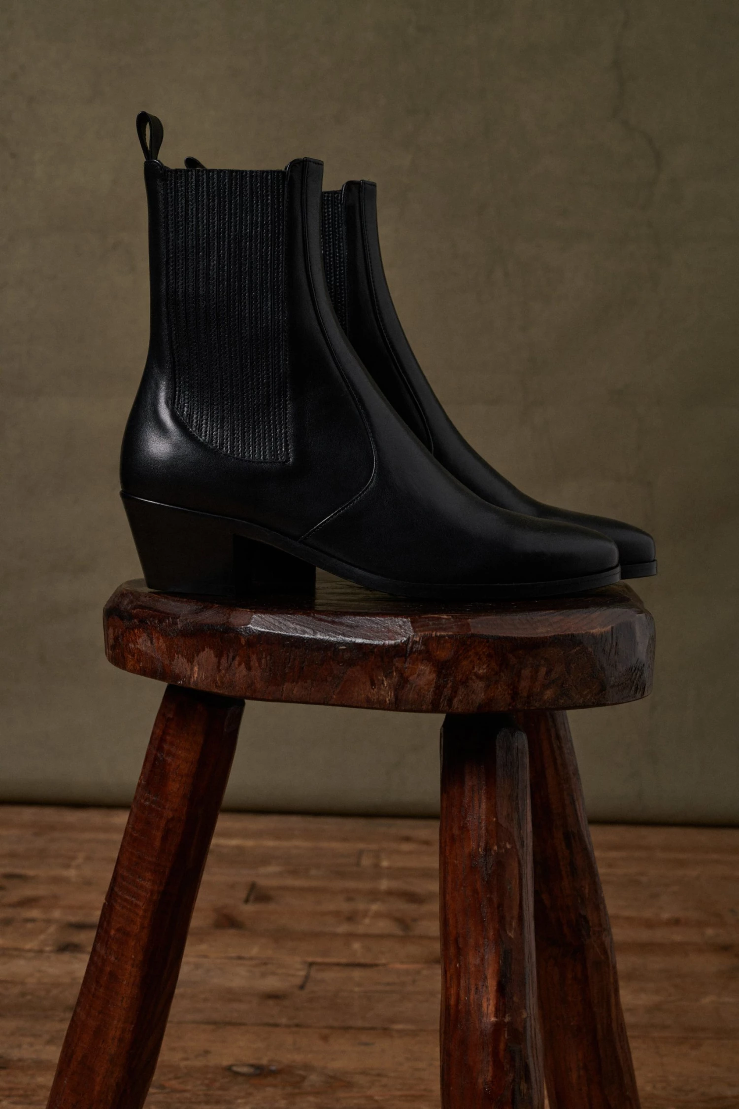 Sœur BOOTS GAZETTE 4 Sœur BOOTS GAZETTE – Image 2