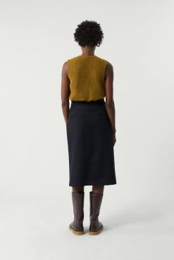 Sœur PULL NAMASTE 19 Sœur PULL NAMASTE -soeur Soldes NAMASTE SAHUNE SAUVAGE 0415 fc4c073c cf2a 4058 b54f 175f251bcfe4