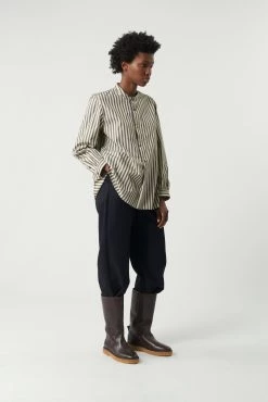 Sœur CHEMISE FRANCHISE 11 Sœur CHEMISE FRANCHISE -soeur Soldes SALENTO FRANCHISE SAUVAGE 0428