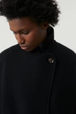 Sœur MANTEAU OSCAR 27 Sœur MANTEAU OSCAR -soeur Soldes SALENTO NORD SAUVAGE OSCAR 0839