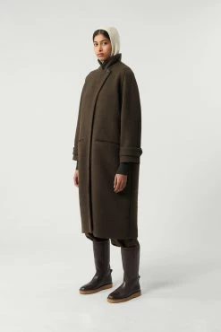 Sœur MANTEAU OSCAR 15 Sœur MANTEAU OSCAR -soeur Soldes SAUVAGE OSCAR SUD SAXO 1269