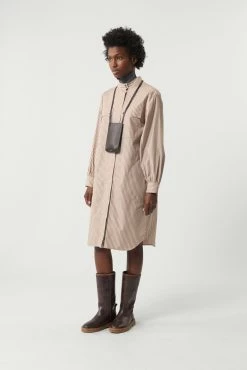 Sœur ROBE SIEGRID 16 Sœur ROBE SIEGRID -soeur Soldes SIEGRID SAUVAGE NORD NOE 1181 fe0cae0b 6b73 4be2 9369 e63174f2117b