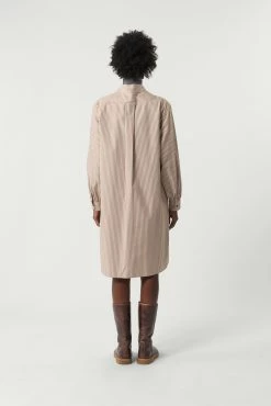 Sœur ROBE SIEGRID -soeur Soldes SIEGRID SAUVAGE NORD NOE 1199