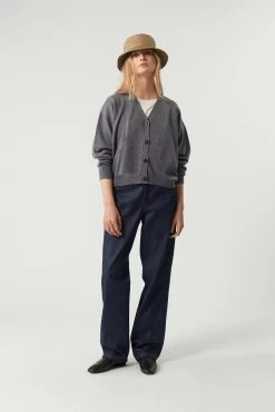 Sœur CARDIGAN SIR 12 Sœur CARDIGAN SIR -soeur Soldes SIR BASIC NAPOLEON PACHA PABLITO 1186 RETOUCHEcopie