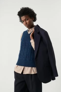 Sœur VESTE SEVRES 15 Sœur VESTE SEVRES -soeur Soldes SQUARE SAPHIR FELIX BERGHAM SACRE SEVRES 0392 a2bfc740 2a15 4399 8520 91ddbef41003