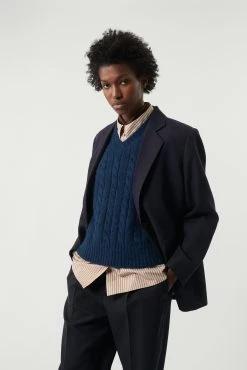 Sœur PULL SACRE 16 Sœur PULL SACRE -soeur Soldes SQUARE SAPHIR FELIX BERGHAM SACRE SEVRES 0408